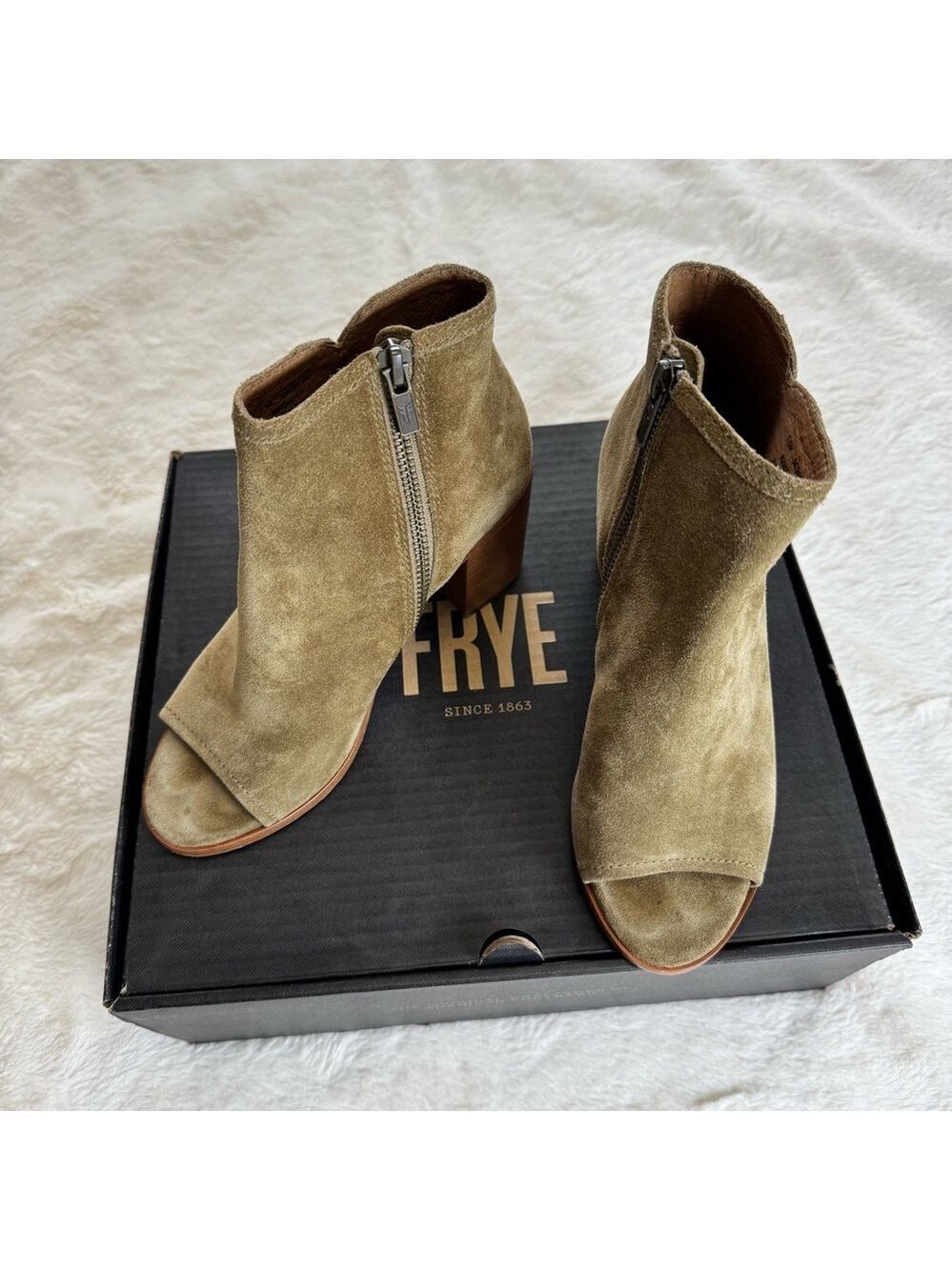 Frye Danica Peep Bootie Sand Suede Peep Toe Ankle Boots 5.5